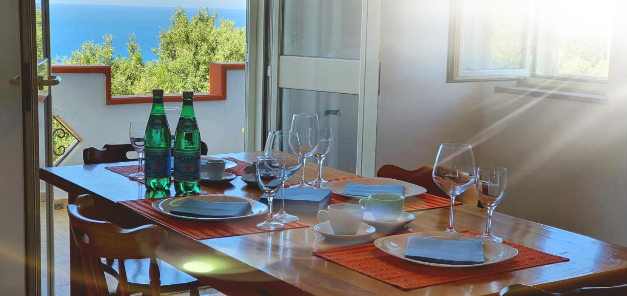 Cichello Apartments Capo Vaticano Luaran gambar