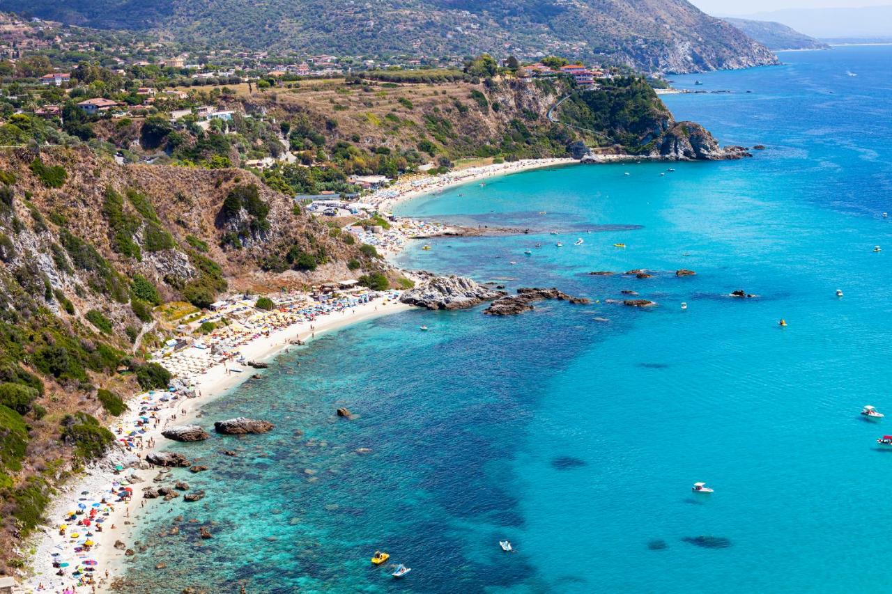 Cichello Apartments Capo Vaticano Luaran gambar
