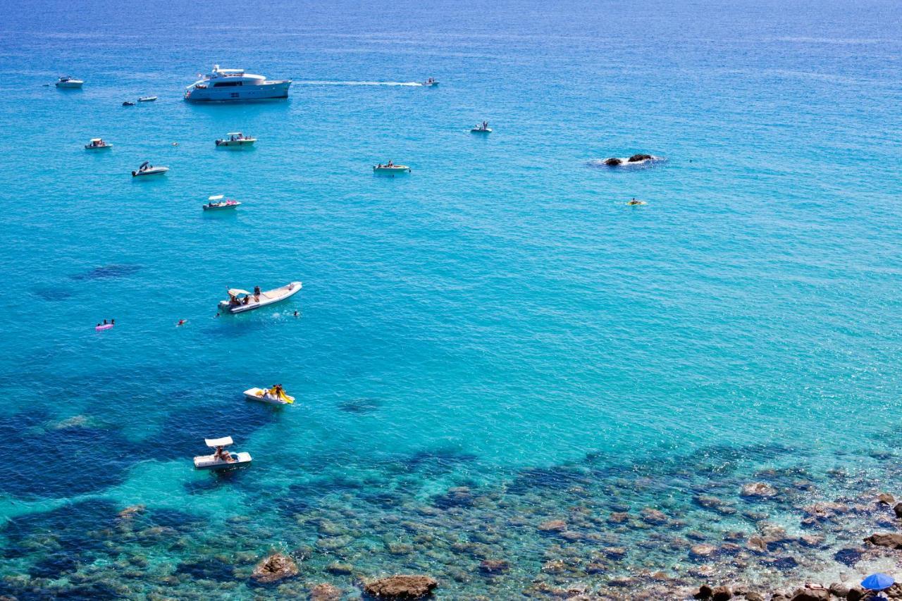 Cichello Apartments Capo Vaticano Luaran gambar